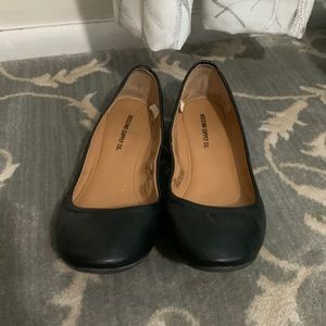 Gently worn black flats size 6.5